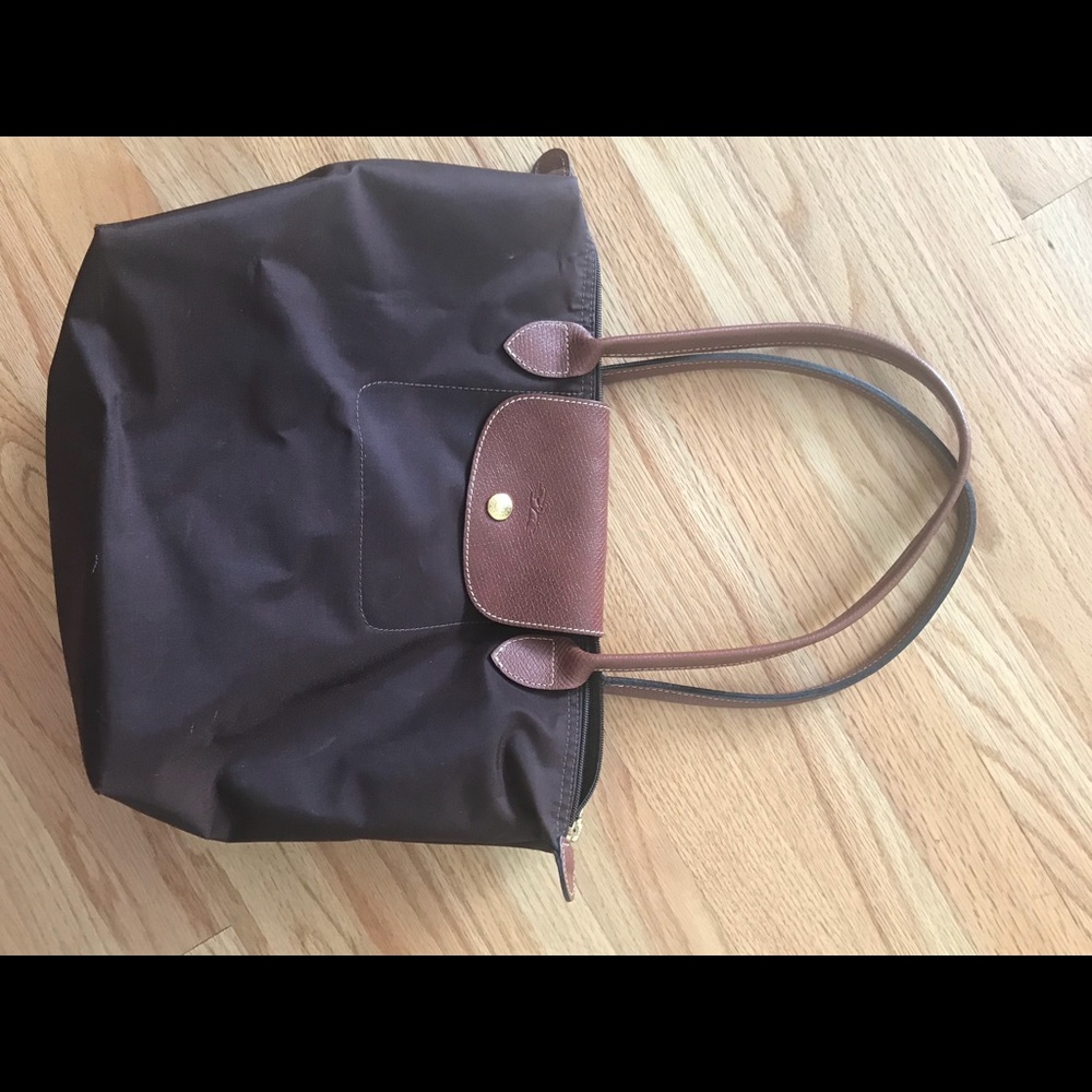 Longchamp bag, perfect for traveling!